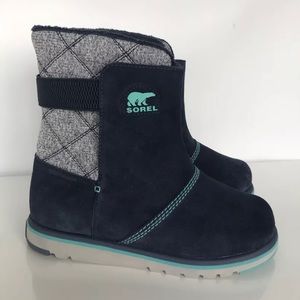 Girls size 5 Sorel Rylee Boots NWT!  No box